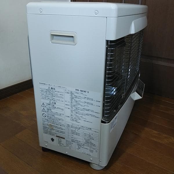 食ぱんまん　サンポット FF式石油暖房機 FFR-7021KF