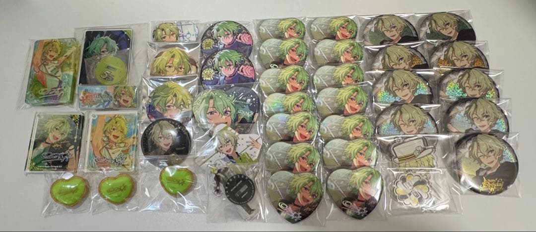 【画像複数あり】巴日和　まとめ売り　あんスタ 缶バッジ リングライト アクスタ