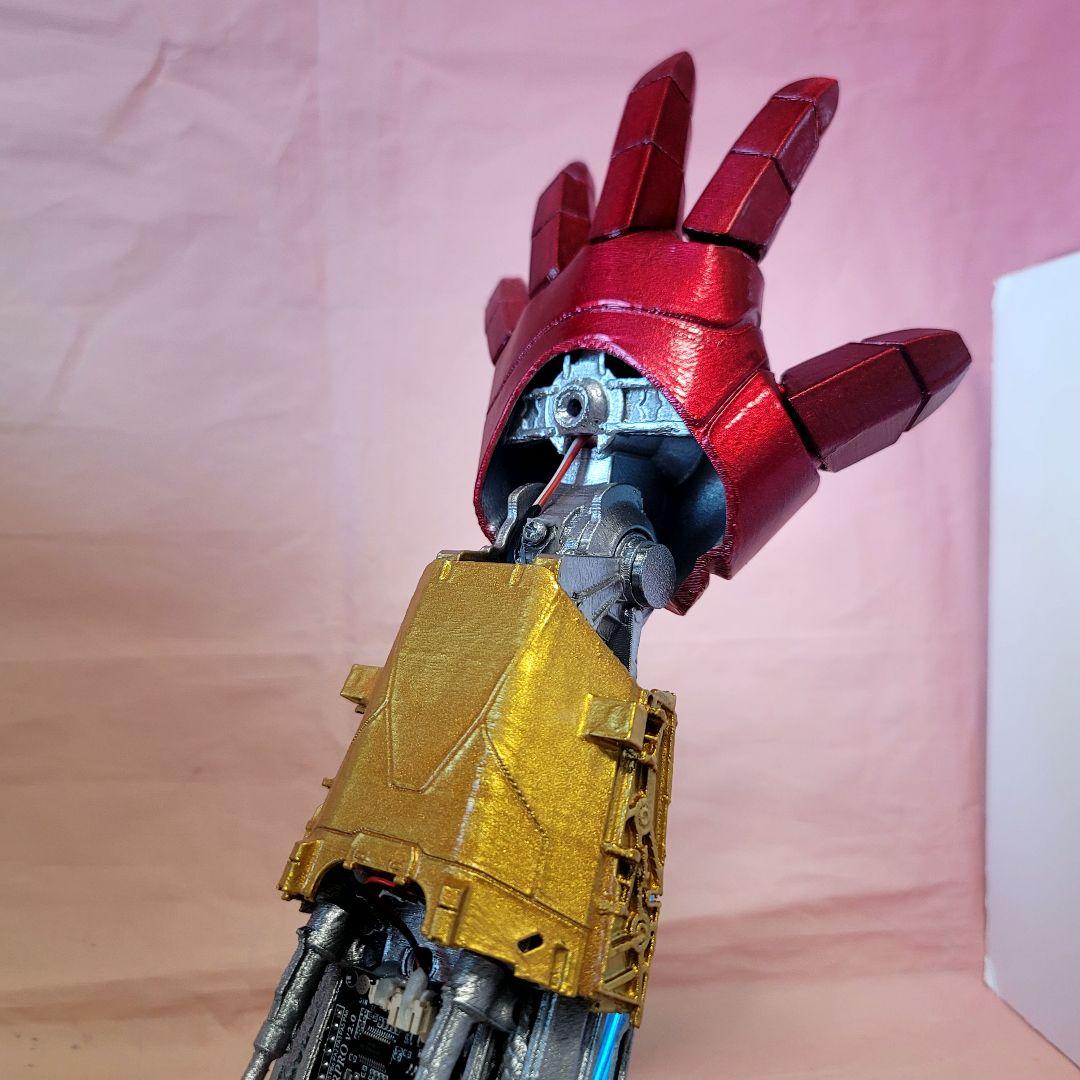 【アイアンマン】新品 1/1 ガントレットライト アーム ハンド LEDライト