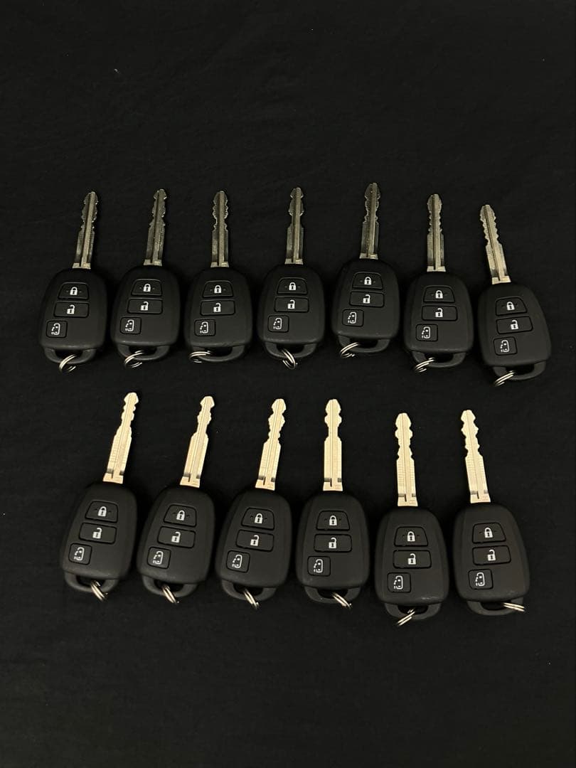 ハイエース　スマートキー　13本セット