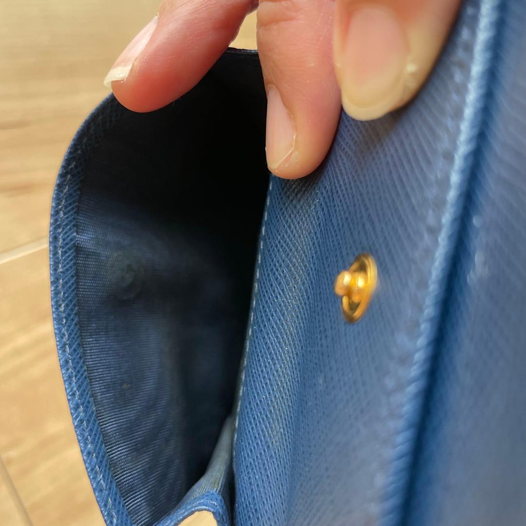 PRADA ネイビー 二つ折り財布 箱付き