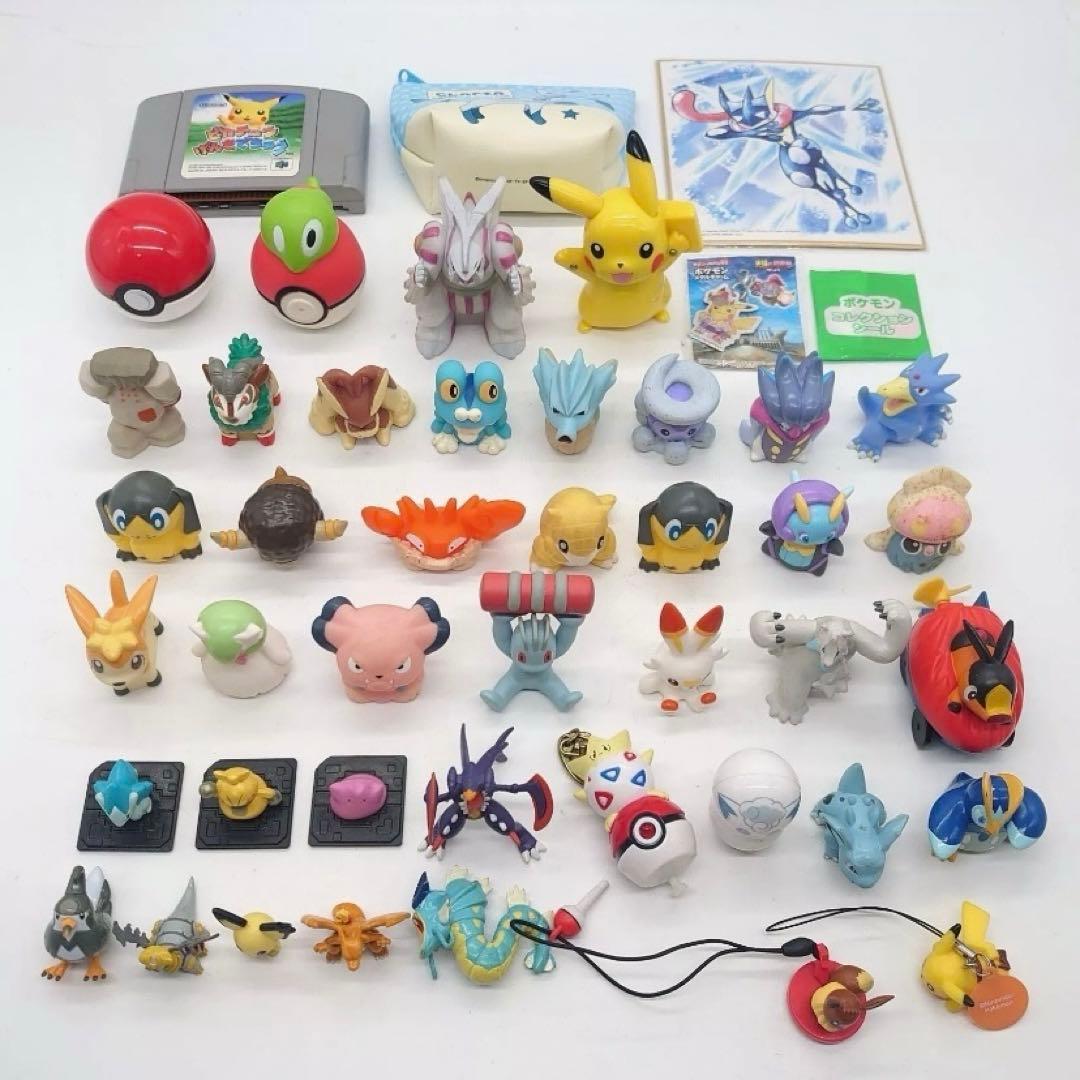 【大量】ポケモングッズ まとめ売り フィギュア ストラップ ゲーム 缶バッジ
