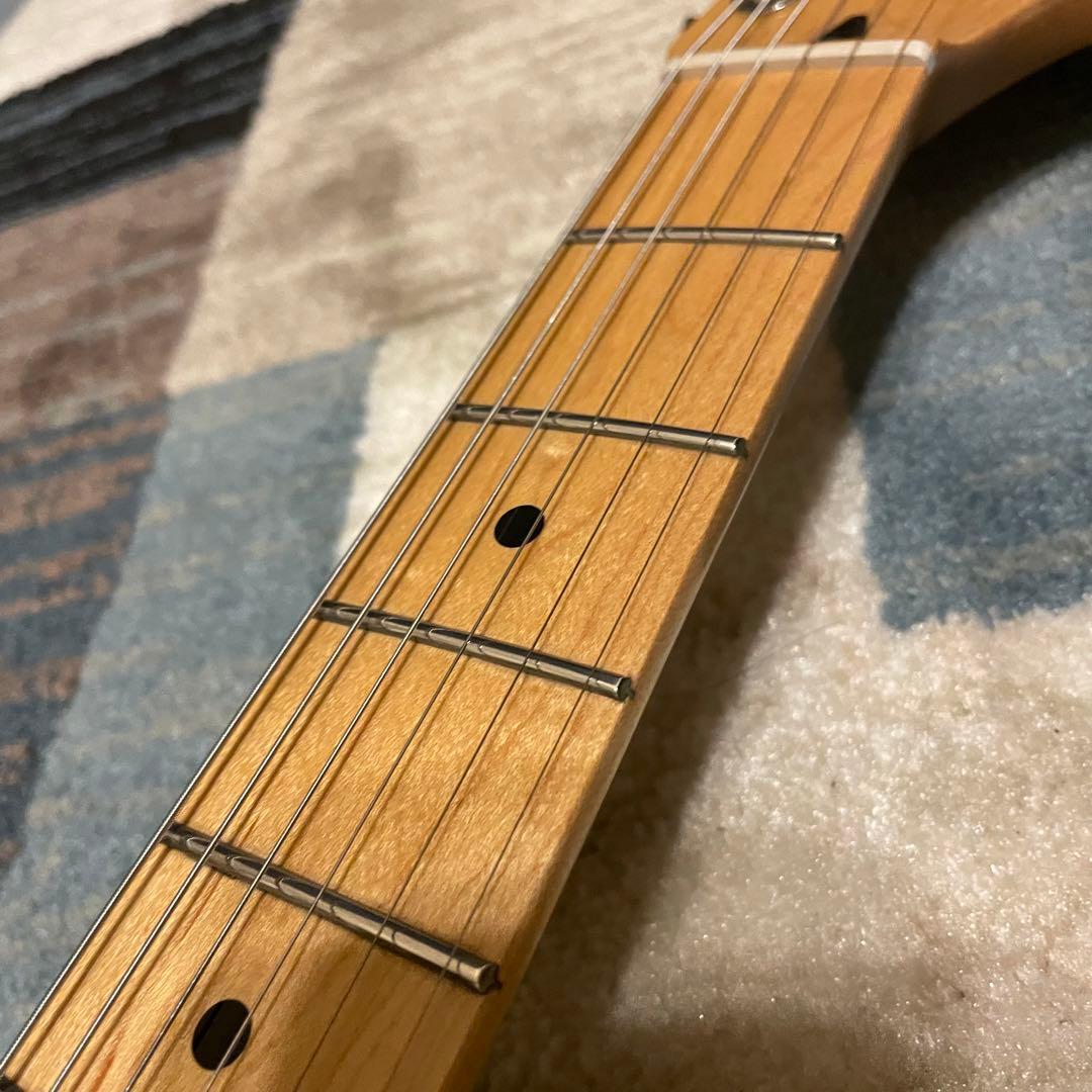 Fender Player Stratocaster バッファー内蔵　ロックペグ