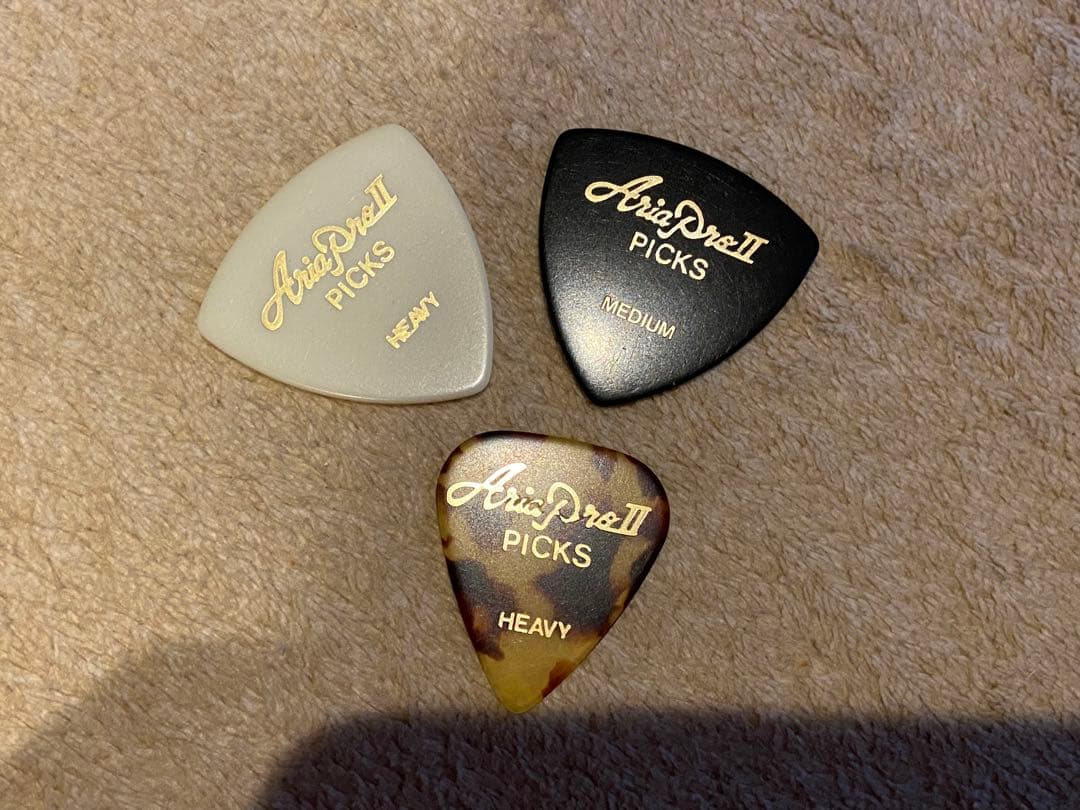 アコースティックギター　ソフトケース　チューナー　ピック付き