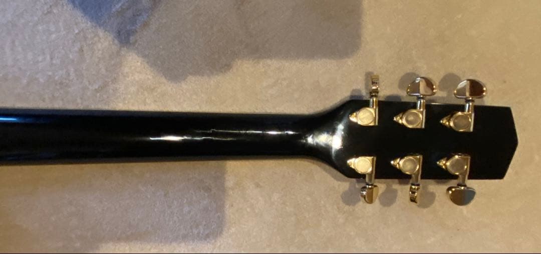 アコースティックギター　ソフトケース　チューナー　ピック付き