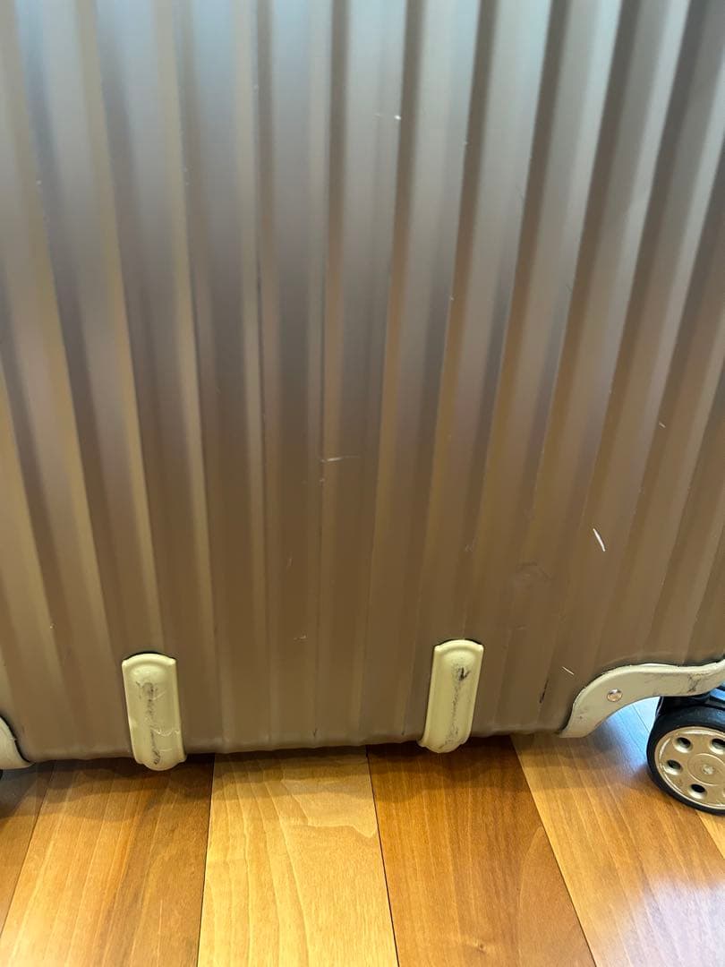 た*い様 リモワ　トパーズ　チタニウム82リットル　RIMOWA