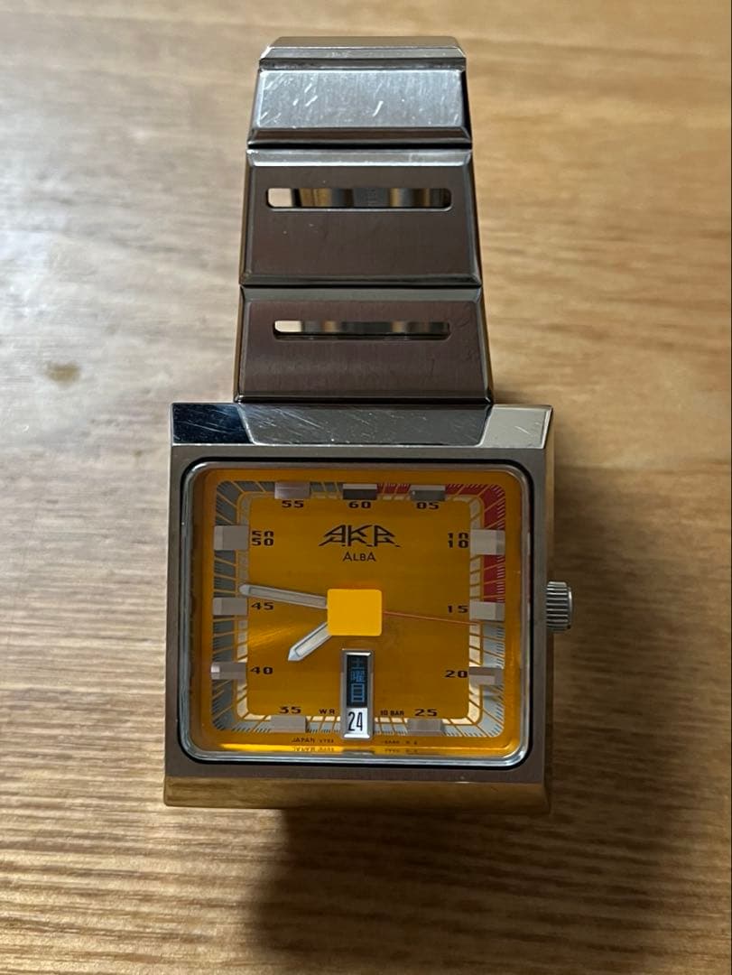 SEIKO ALBA AKA スクエア　腕時計