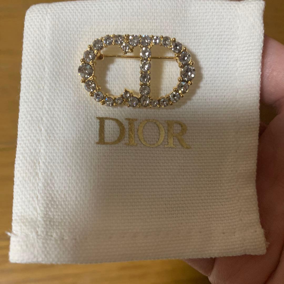 ディオール　DIOR ブローチ