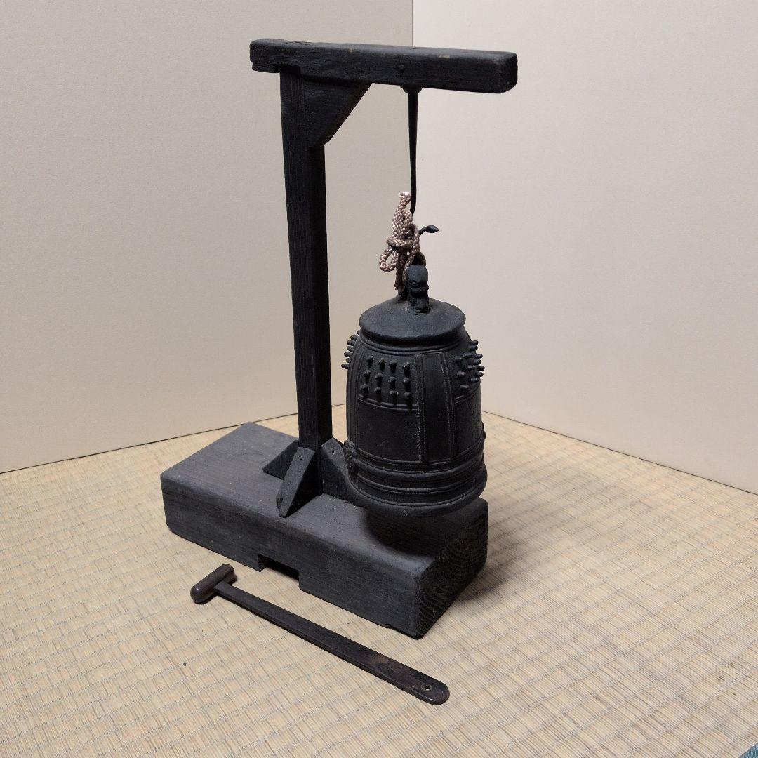 釣鐘　高さ37センチ