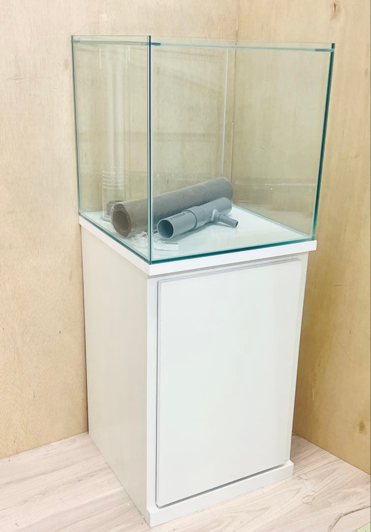 特注フランジ付き仕様450キューブ　オーバーフロー水槽