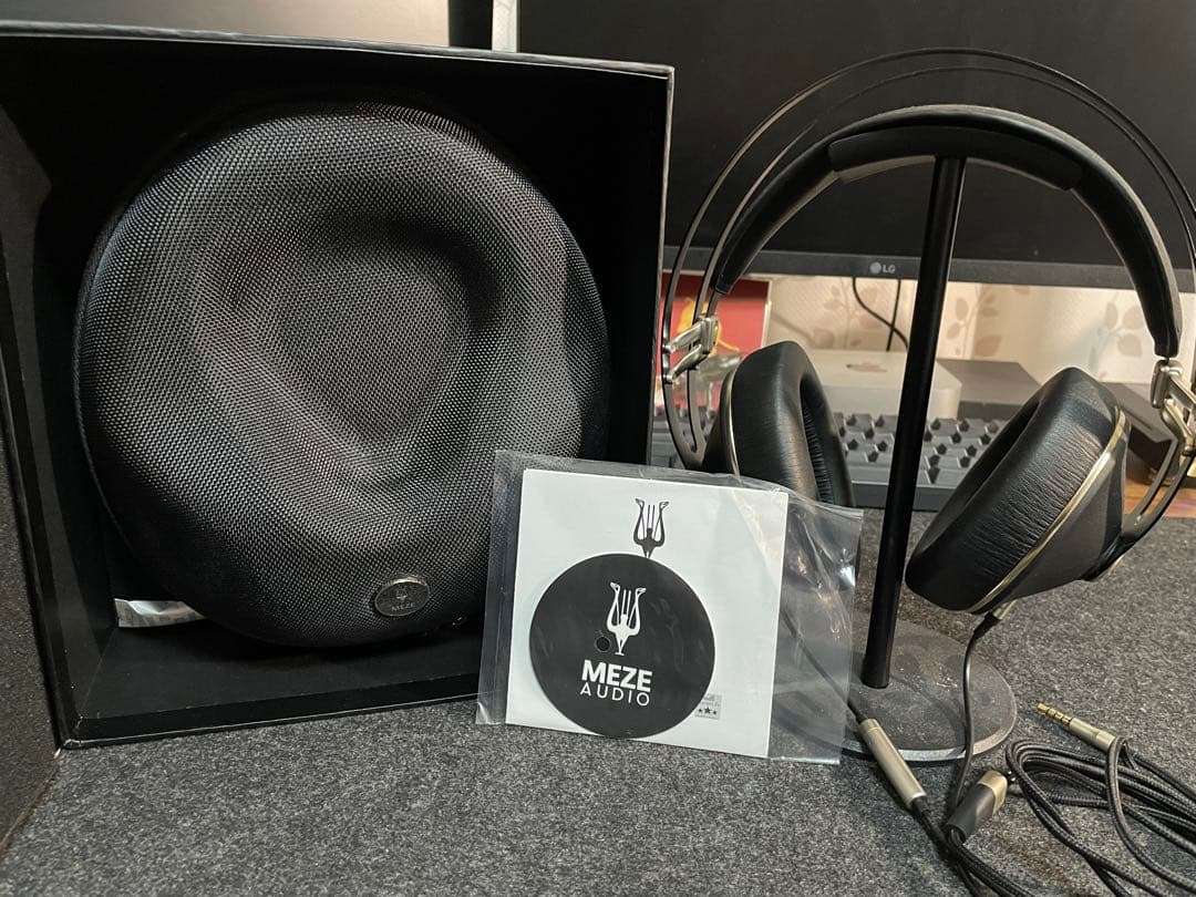 ヘッドホン MEZE AUDIO 99 NEO