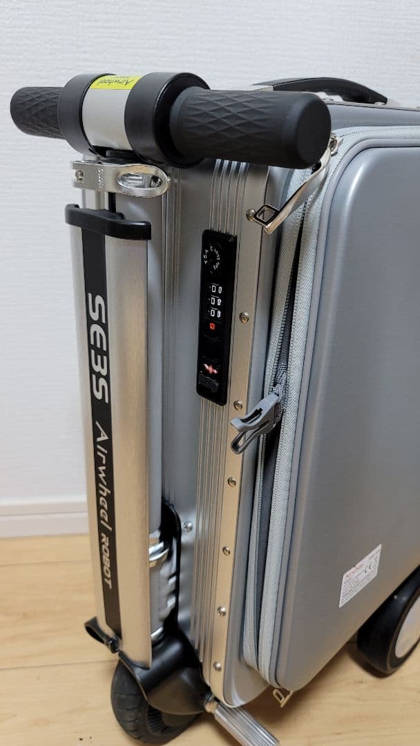 【一度のみ使用】電動スーツケース Airwheel SE3S