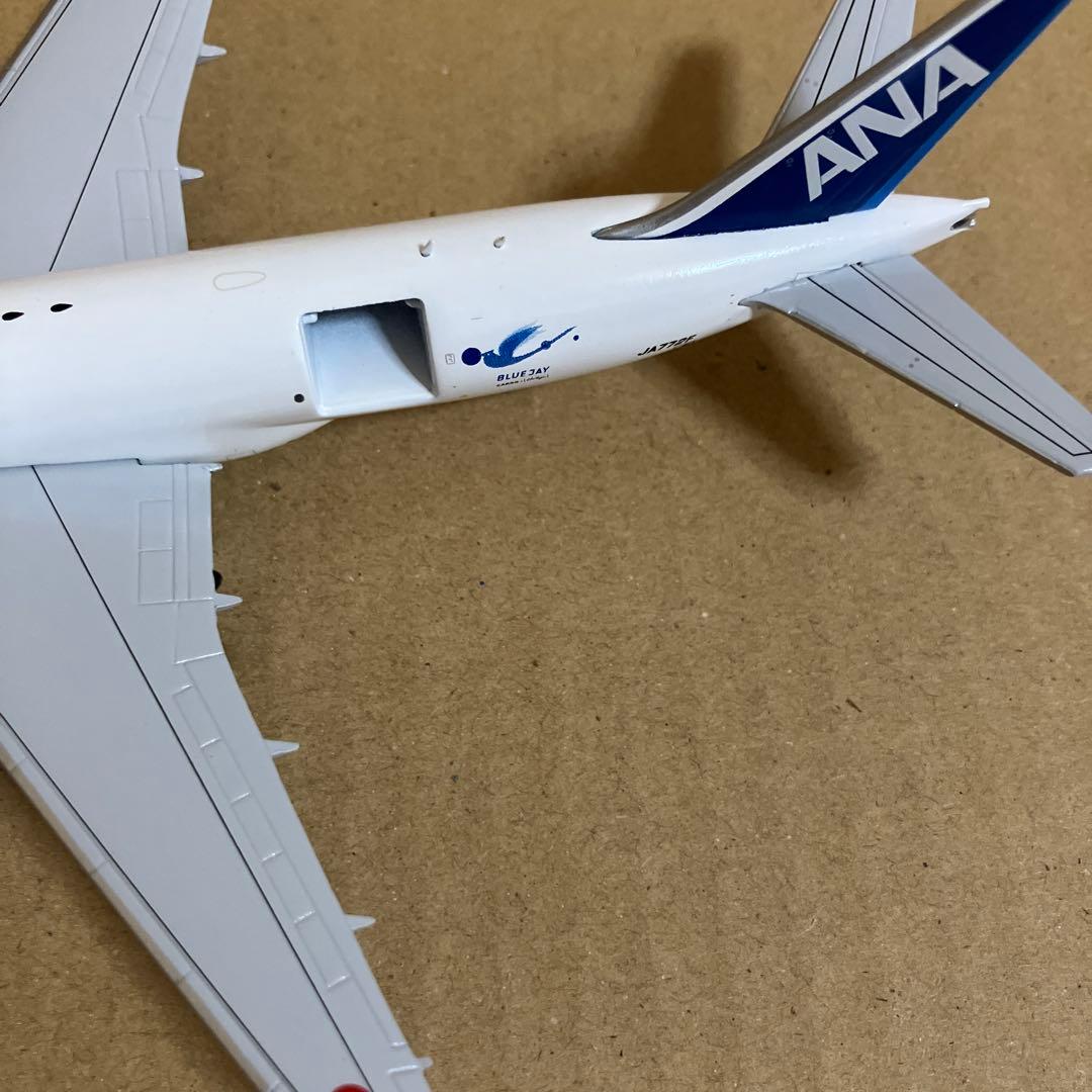 JCwings 1/400 ANA B777-200F JA772F ドア開閉