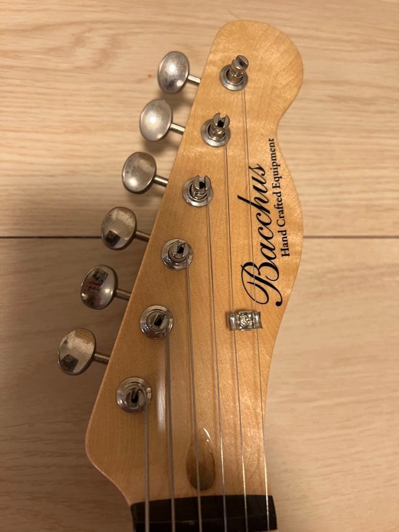 バッカス　エレキギター　青　RADWIMPS