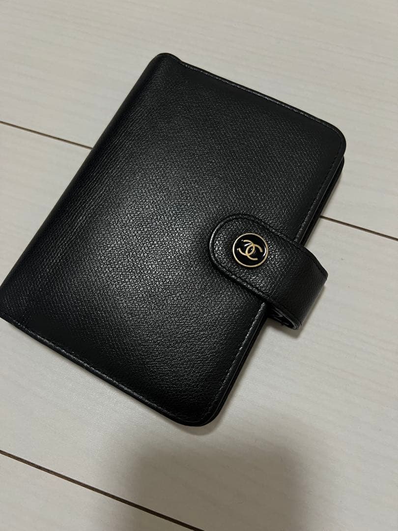 【Mさま専用】CHANEL 黒 レザー 手帳型バインダー