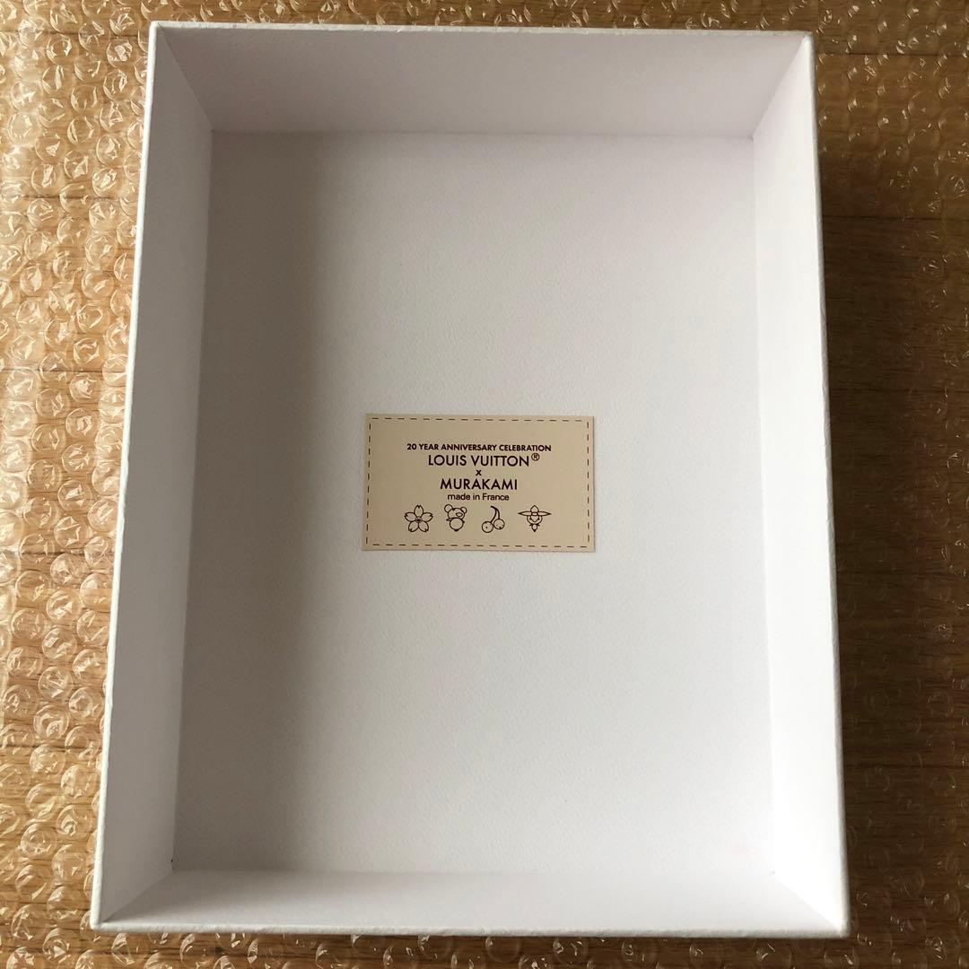 ルイヴィトン　村上隆　トレーディングカードなし