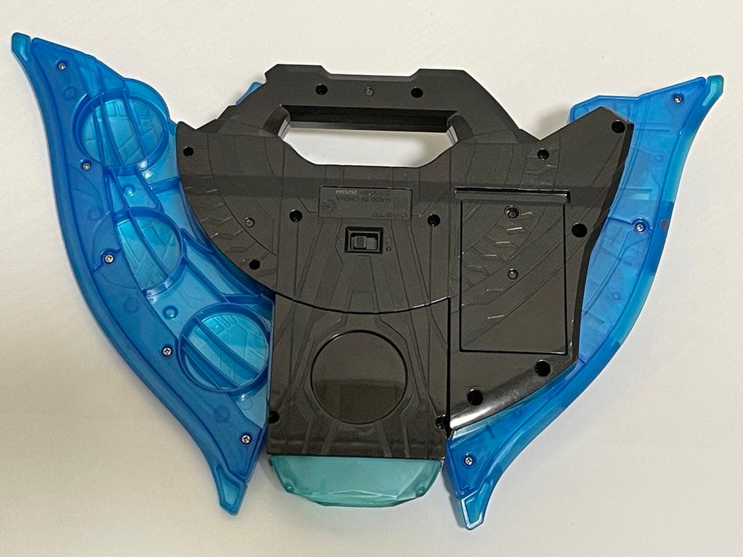 【円谷プロ】ウルトラマンZ DXウルトラゼットライザー＆メダルホルダーセット