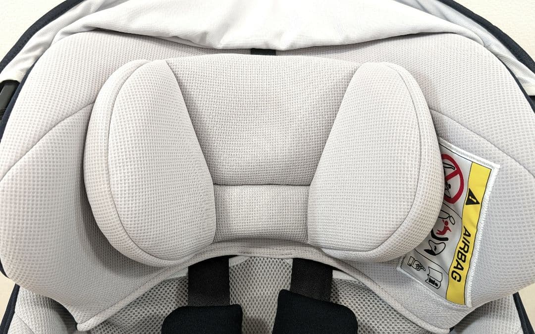 コンビ クルムーヴ スマート Light ISOFIX 新生児 チャイルドシート