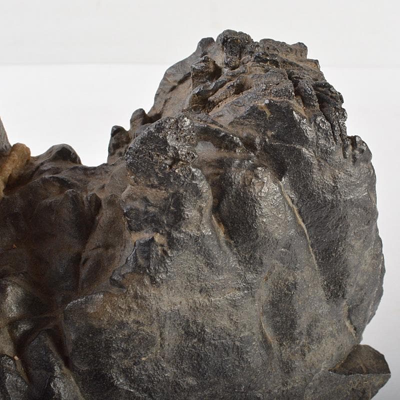 天然石　鑑賞石　太湖石　霊壁石　置物　重さ約5.4kg　唐木台付　CR7169F