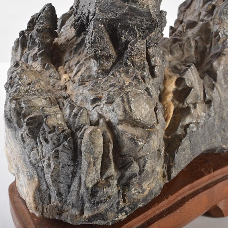 天然石　鑑賞石　太湖石　霊壁石　置物　重さ約5.4kg　唐木台付　CR7169F