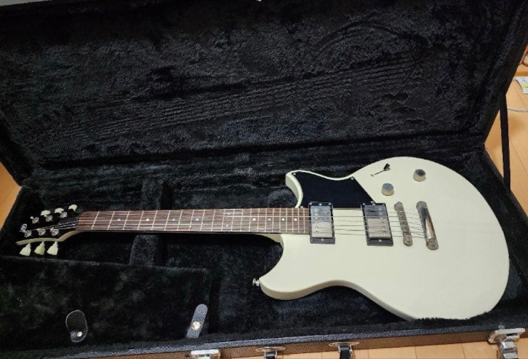 ギター YAMAHA REVSTAR ELEMENTS RSE20 VW
