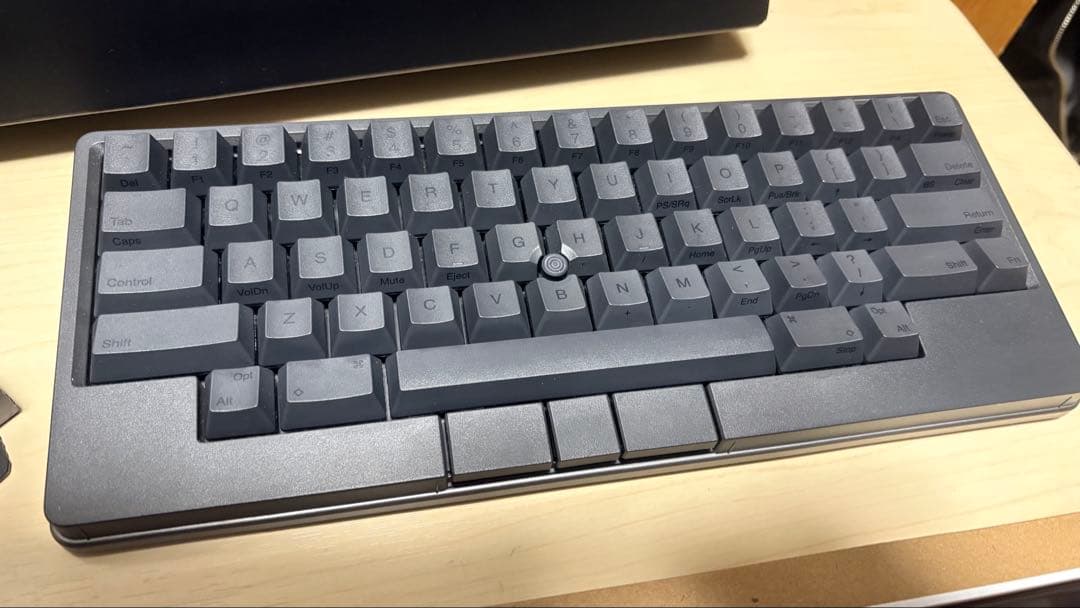 HHKB Studioキーボードとキーボードルーフ【おまけつき】