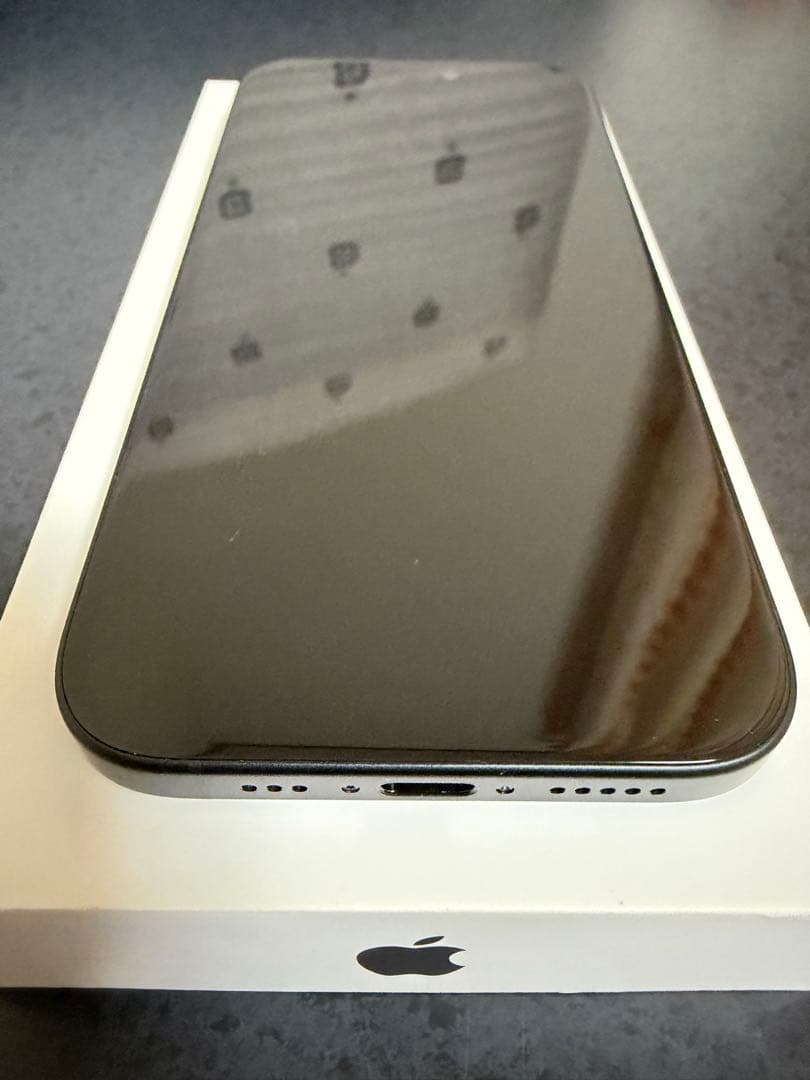 iPhone16 128gb ブラック