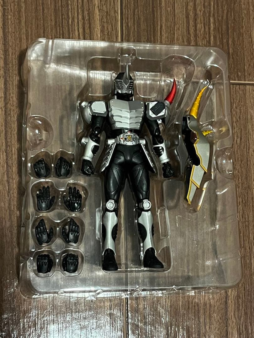 S.H.フィギュアーツ　仮面ライダー王蛇＋ガイ＋ライア＋ジェノサイダー4体セット