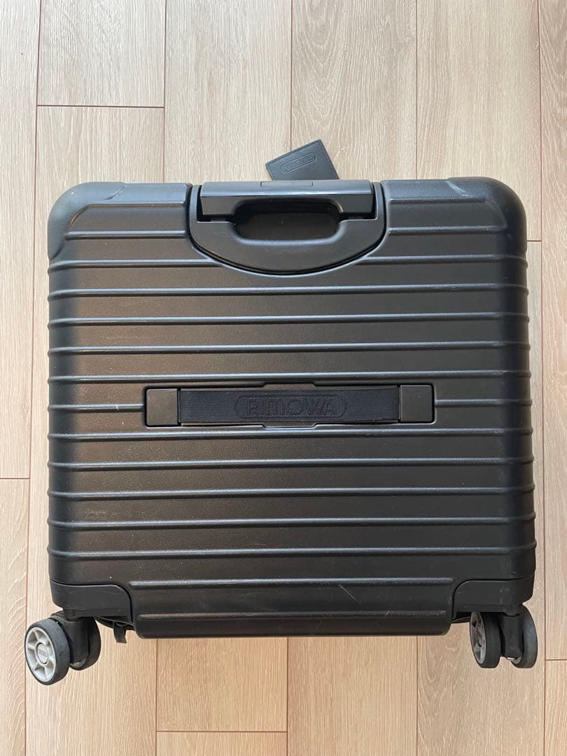 RIMOWA サルサ ビジネス