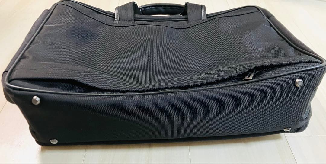 [値下]ANA DESIGN ナイロン製 ブラック ビジネスバッグ