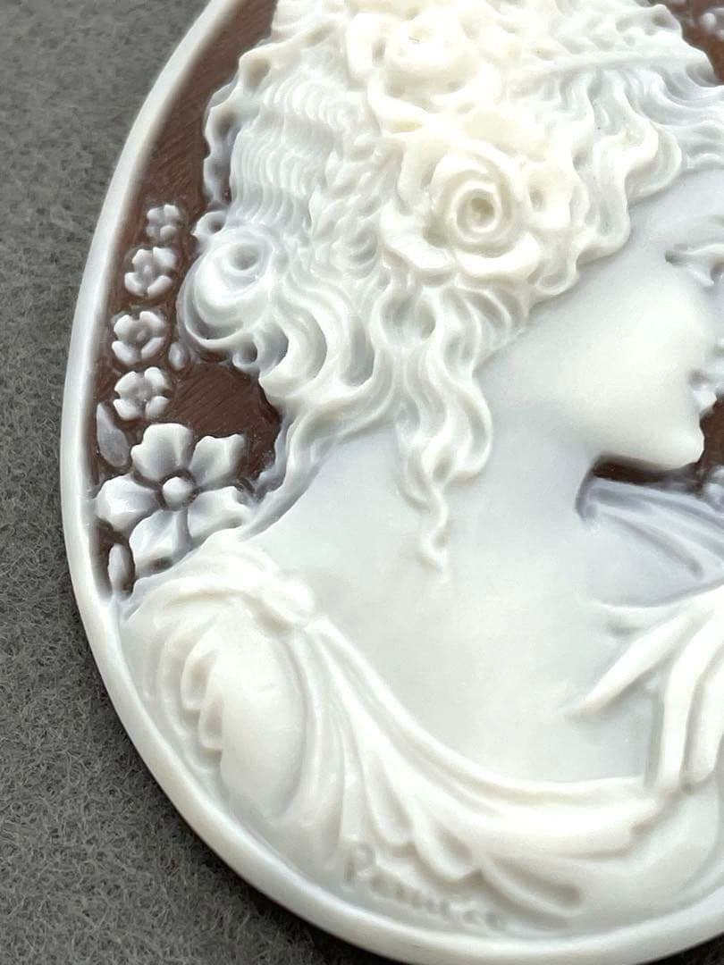 シェル　カメオルース　ラファエレ　ペルニーチェ