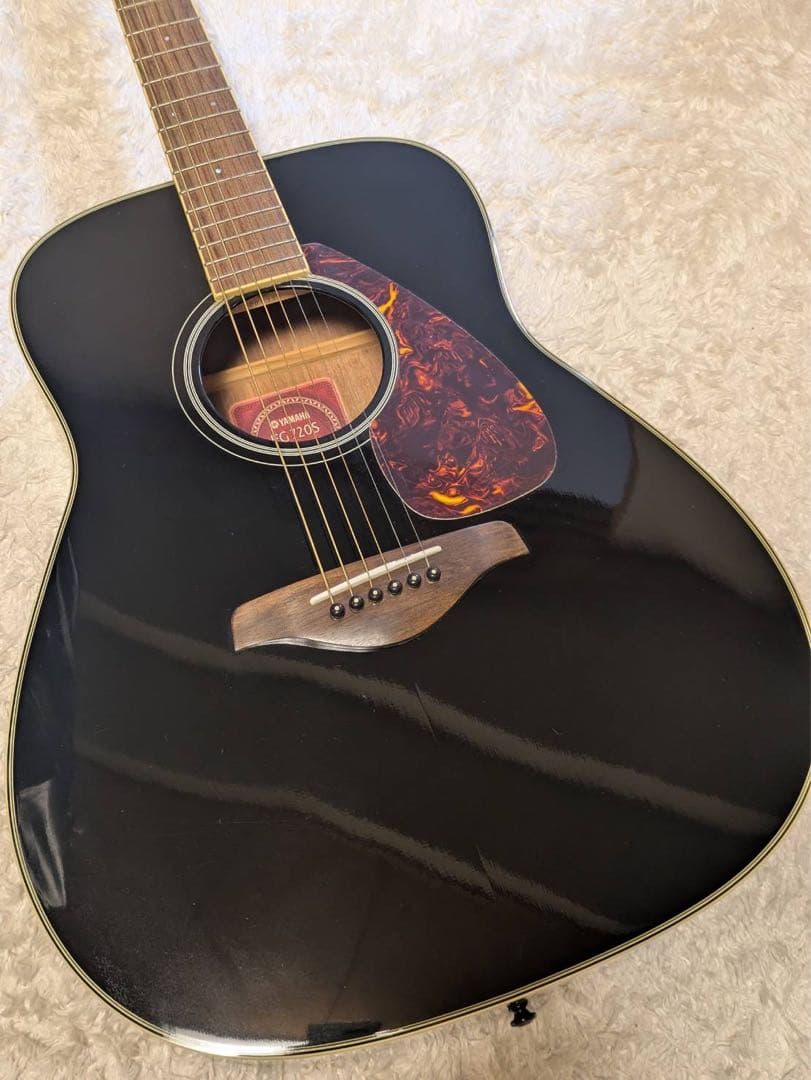 ギター YAMAHA FG 720s