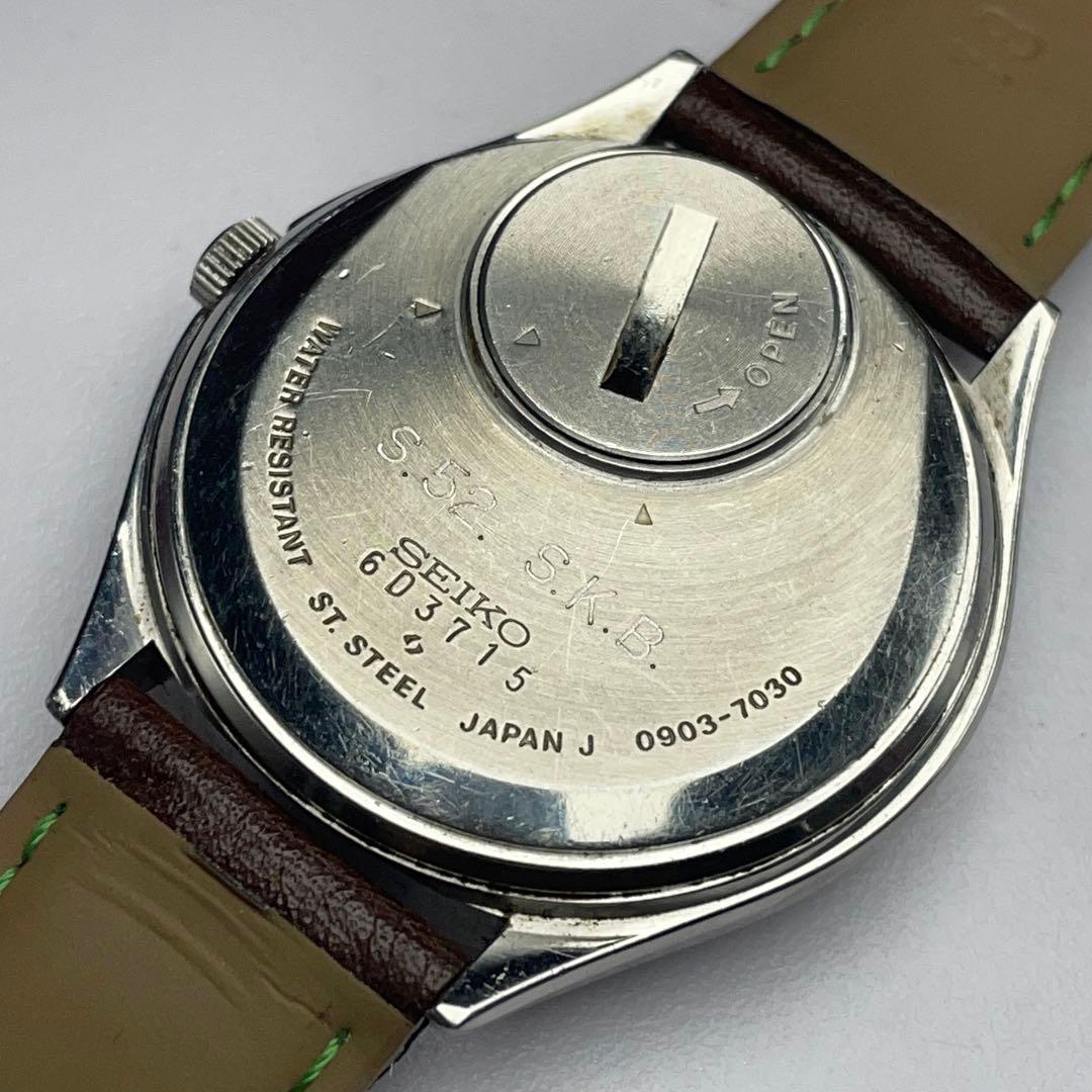 1976年製 SEIKO TYPEⅡ 高級 クォーツ 電池交換済 日本製 ヘソ付