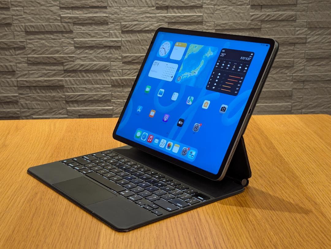 iPad Pro 12.9 (第3世代) 256GB マジックキーボード