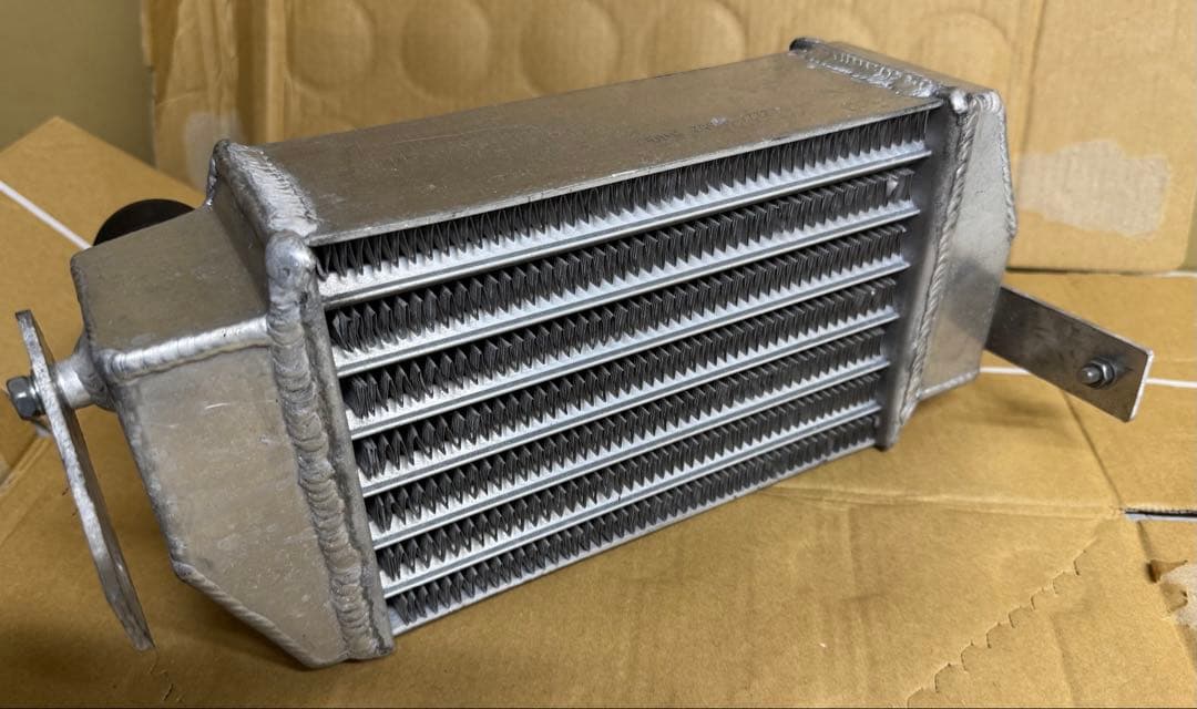 スズキ　DA64W エブリィワゴン　社外アルミ インタークーラー
