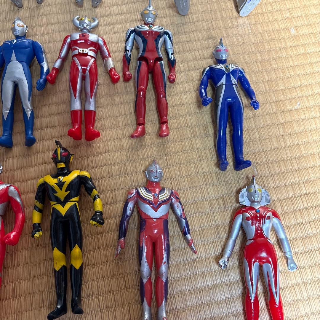 仮面ライダー　ウルトラマンフィギュア まとめ売り