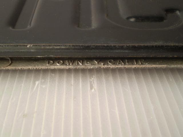 XJM 717' California'カルフォルニアライセンスプレート。