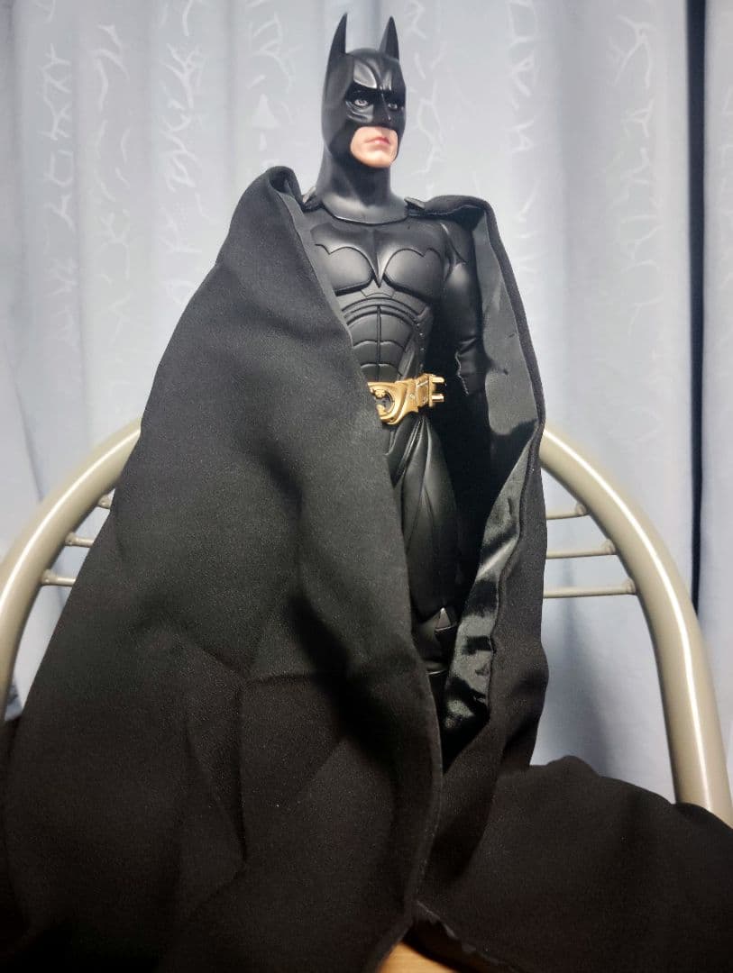 2006.HOTTOYS/MMS13“BATMAN BEGINS”