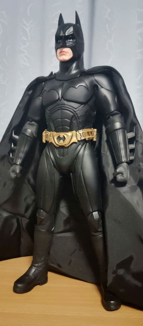 2006.HOTTOYS/MMS13“BATMAN BEGINS”