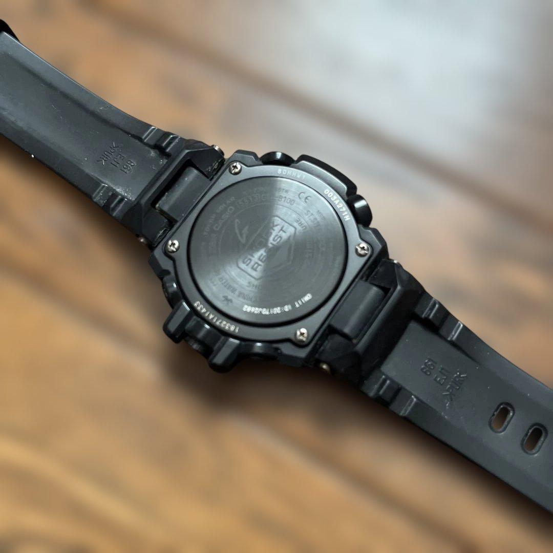 G-SHOCK GST-B100X-1AJF カーボンエディション