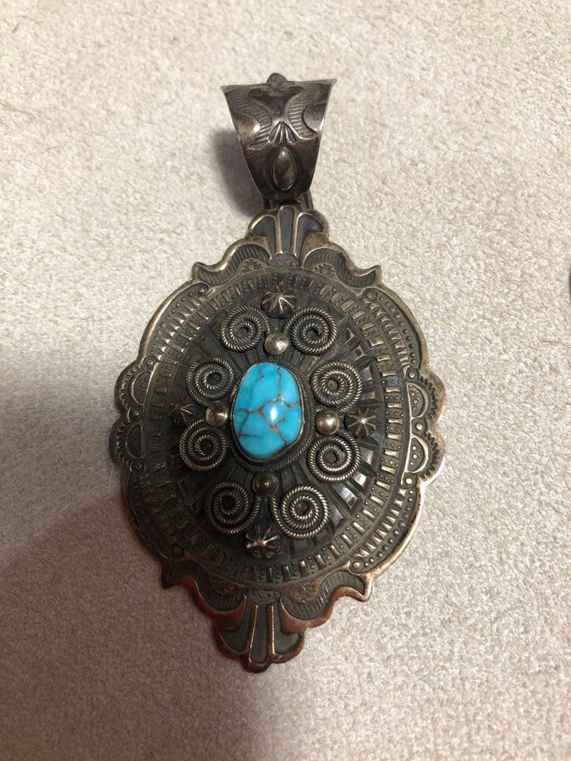 インディアンジュエリー　ダレルキャドマン　ペンダントトップ