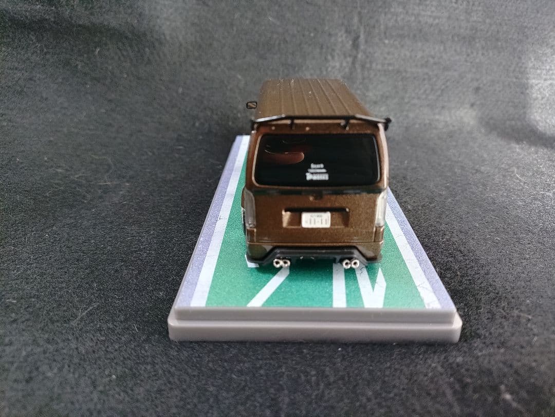1/43 TARMAC トヨタ　ハイエース　ワイドボディー