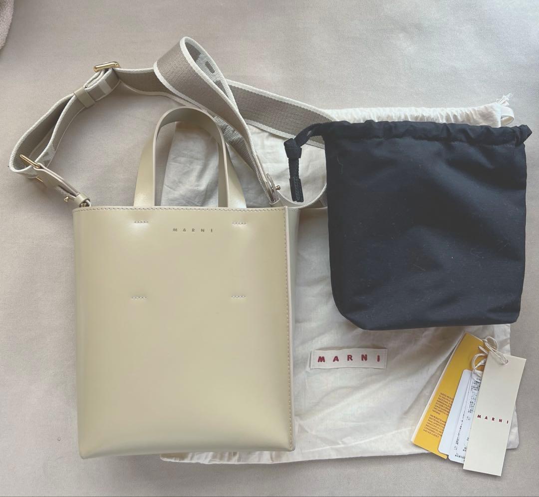 MARNI Museo ショルダーバッグ 美品　ベージュ