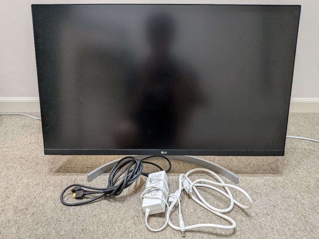 LGモニター32UN650-W 31.5インチ/4K