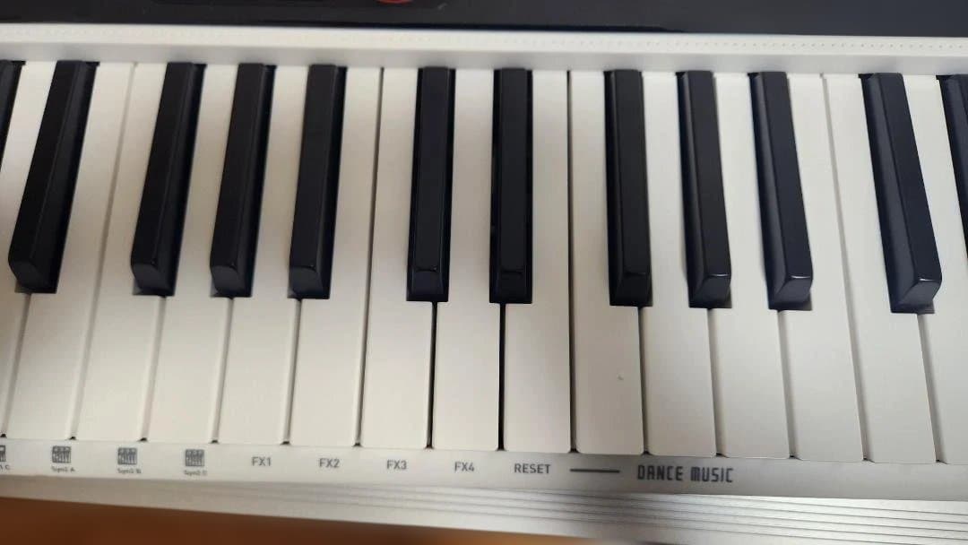 CASIO CT-S200WE（ホワイト）