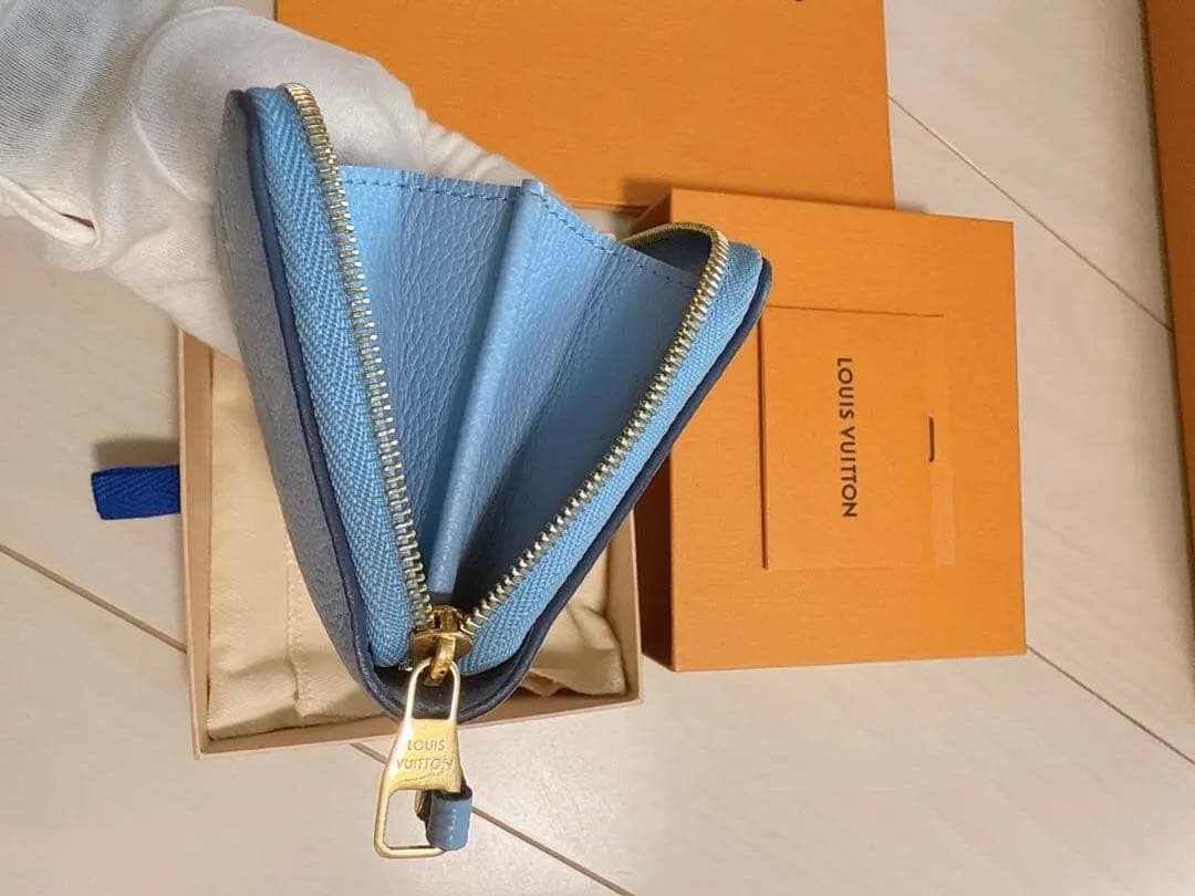 ヴィトン アンプラント バイザプール ジッピーパース サマーブルー