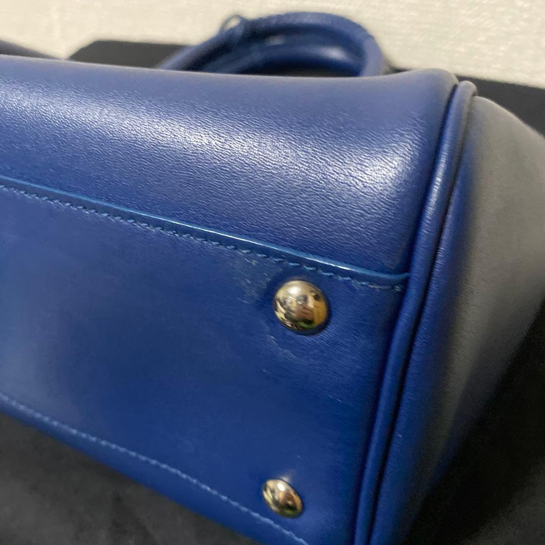 サルヴァトーレフェラガモ ノリータ ハンドバッグ ネイビー