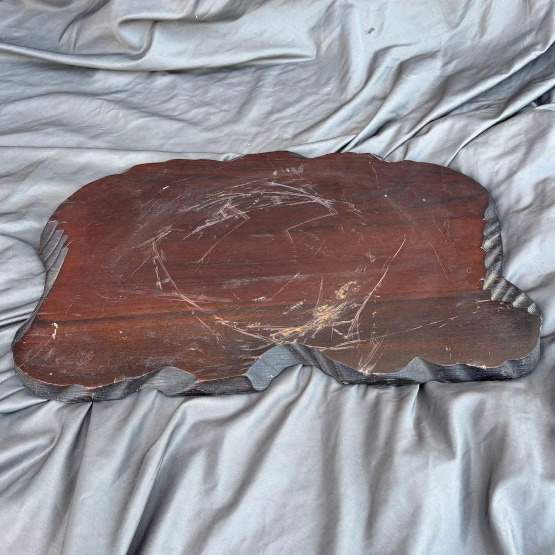 Hy131　鷹の置物　金属製　オブジェ　木製台座付き　刻印あり　インテリア