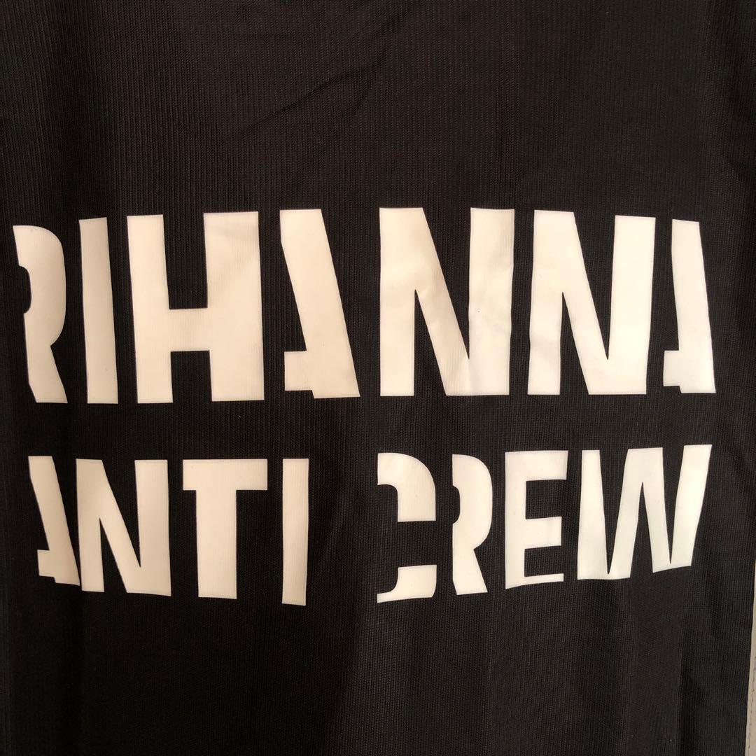 非売品　Rihanna ANTI CREW ブラックベスト