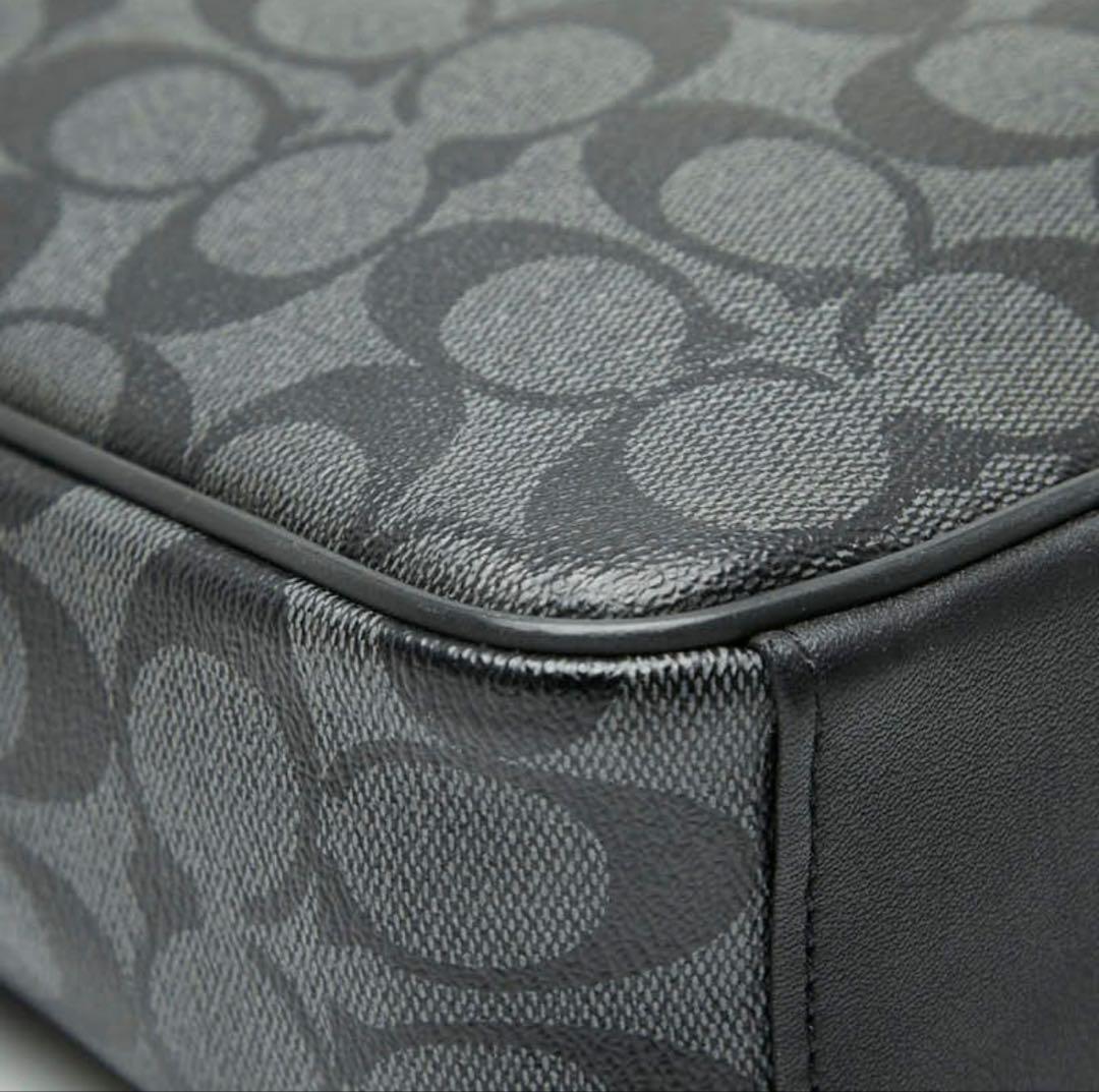 Coach ショルダーバッグ ブラック モノグラム